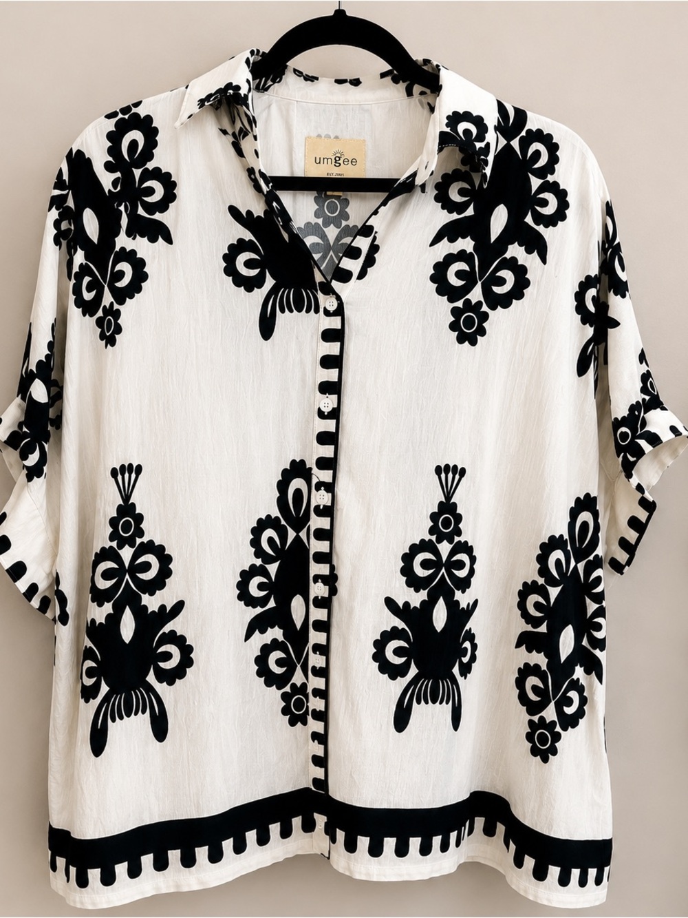 Umgee Black & White Floral Button-Down Shirt